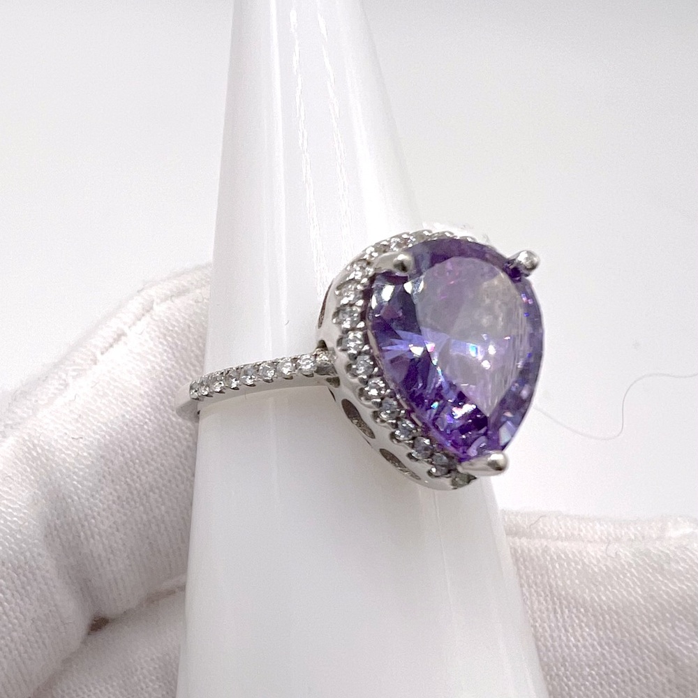 Sale $18 Firm! .925 Sterling Silver Lavender CZ Ring - Picture 14 of 14